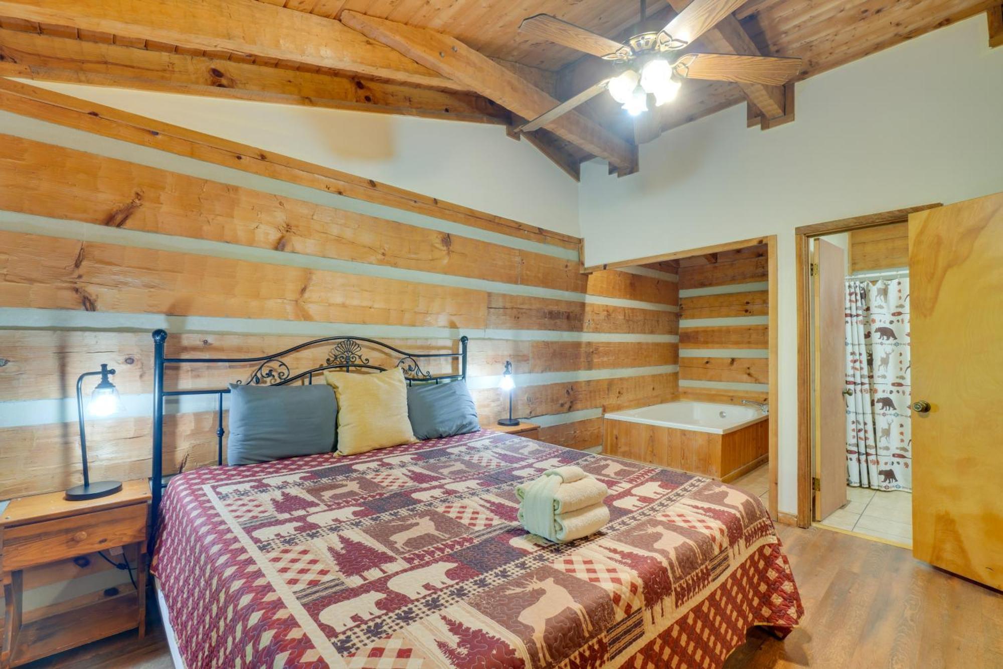 Gatlinburg Cabin With Hot Tub About 6 Mi To Downtown! Экстерьер фото